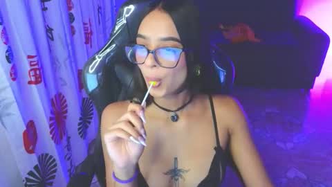 Snapshot of gia_flame_ chatting on 24, 9, 2025 gia_flame_ online show from 24, 9, 2025