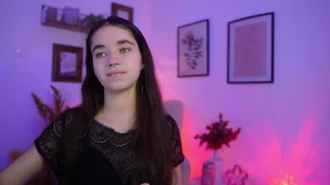 Gia Paige18 online show from 25, 11, 2025