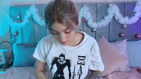 Snapshot of giaa_ross chatting on 27, 12, 2024 Gia online show from 27, 12, 2024