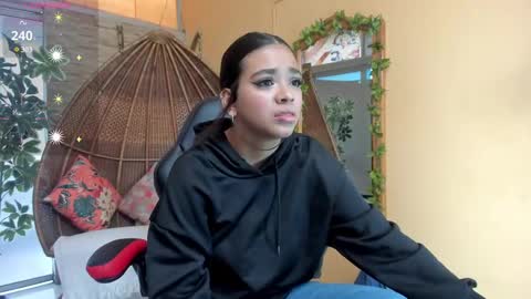 Snapshot of giafu chatting on 19, 2, 2025 Gia online show from 19, 2, 2025