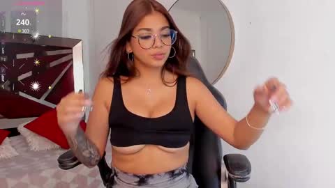 Snapshot of giafu chatting on 10, 3, 2025 Gia online show from 10, 3, 2025