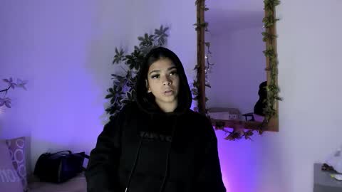 Snapshot of giafu chatting on 30, 9, 2025 Gia online show from 30, 9, 2025