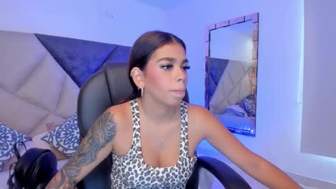 Snapshot of giafu chatting on 16, 10, 2025 Gia online show from 16, 10, 2025