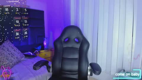 Snapshot of giafu chatting on 24, 10, 2025 Gia online show from 24, 10, 2025