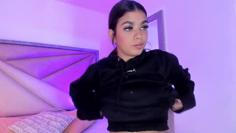 Snapshot of giafu chatting on 27, 10, 2025 Gia online show from 27, 10, 2025