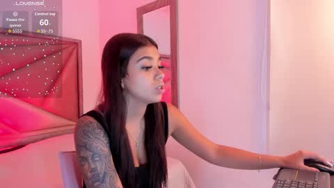 Snapshot of giafu chatting on 14, 12, 2025 Gia online show from 14, 12, 2025