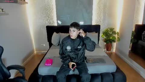 Snapshot of gian_rossii chatting on 9, 7, 2026 GIAN online show from 9, 7, 2026