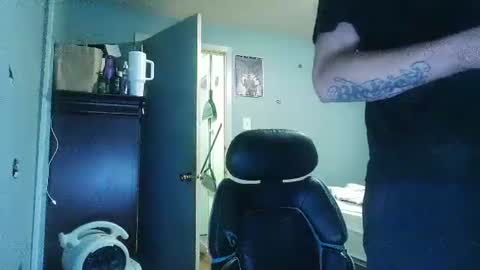 Snapshot of giantdick4u1991 chatting on 30, 9, 2025 giantdick4u1991 online show from 30, 9, 2025