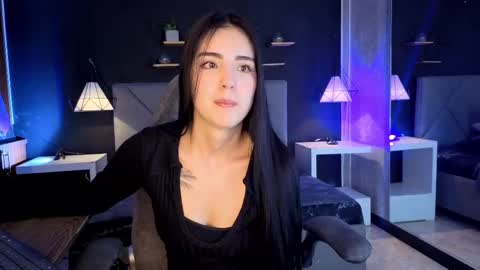 Gia online show from 23, 11, 2025