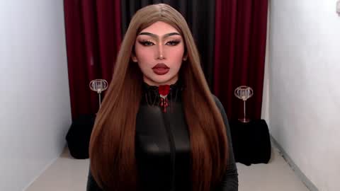 Snapshot of giaxxx01 chatting on 18, 2, 2025 Gia X online show from 18, 2, 2025
