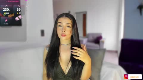 Giggy online show from 3, 2, 2025