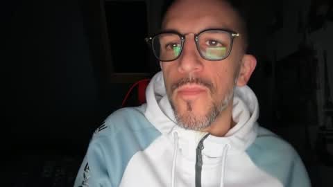 Gigi online show from 18, 4, 2026