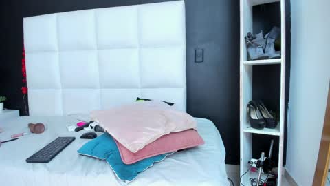 Snapshot of gigi_duran chatting on 2, 4, 2026 Gigi online show from 2, 4, 2026