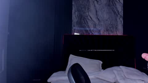 Gigi Doll online show from 8, 2, 2025