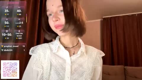 Molly online show from 25, 10, 2025