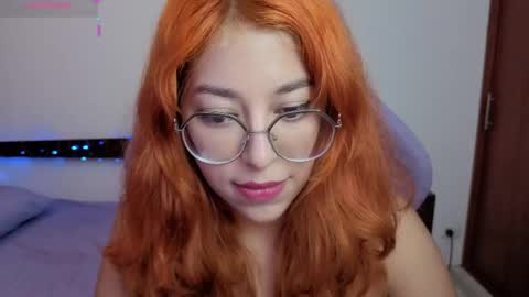 gigimooon online show from 25, 5, 2026