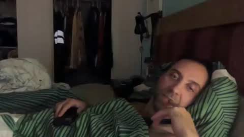 Snapshot of gilber10101 chatting on 2, 11, 2025 gilber10101 online show from 2, 11, 2025