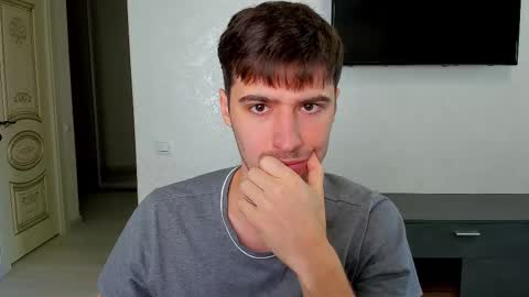 Snapshot of gilbertogonzales chatting on 1, 3, 2025 gilbertogonzales online show from 1, 3, 2025