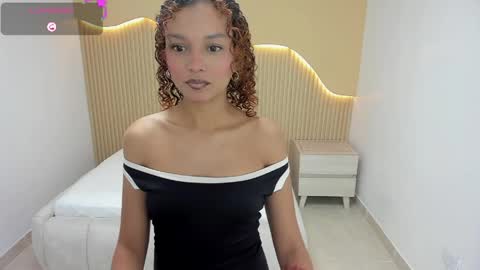 Snapshot of ginamorelo chatting on 2, 5, 2026 G I A N A online show from 2, 5, 2026