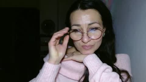 GinaONeon online show from 20, 1, 2025