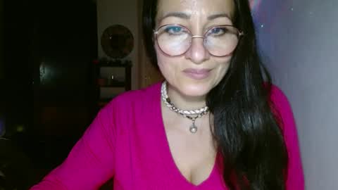 GinaONeon online show from 12, 2, 2025