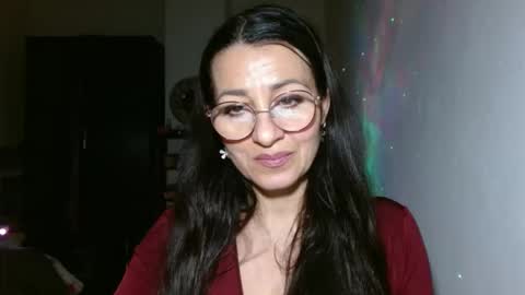 GinaONeon online show from 20, 2, 2025