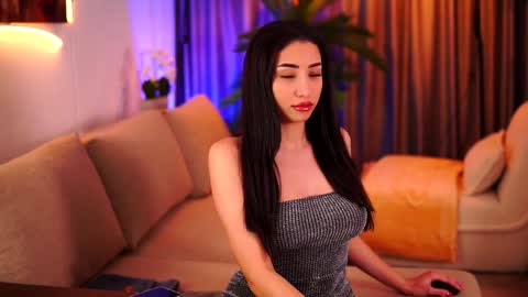 Gina online show from 2, 2, 2025