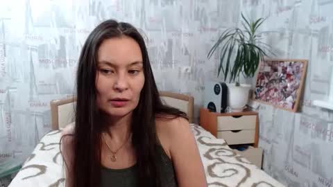 ginaxsoulah   online show from 25, 10, 2025