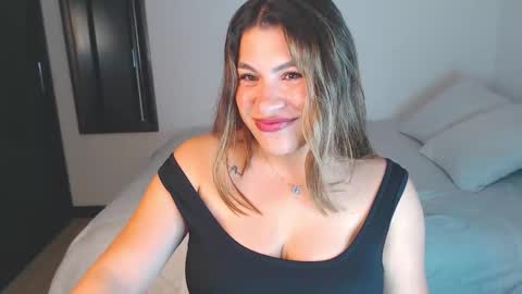 Snapshot of gined_love1 chatting on 18, 2, 2025 - online show from 18, 2, 2025