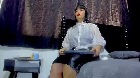 Miss online show from 21, 9, 2025