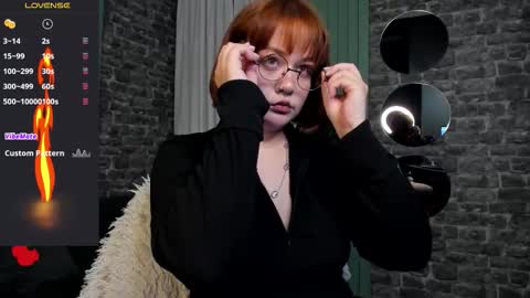ginger_hood online show from 15, 12, 2025