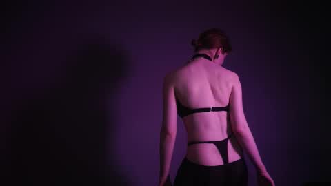        im expecting 350 thumbs up on my altar   online show from 19, 2, 2025