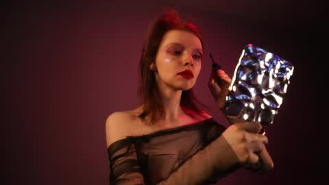        im expecting 350 thumbs up on my altar   online show from 17, 4, 2026