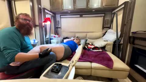 gingerbear3742 online show from 16, 1, 2026