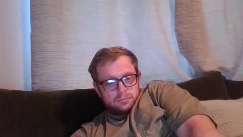 Snapshot of ginwood chatting on 9, 4, 2026 ginwood online show from 9, 4, 2026