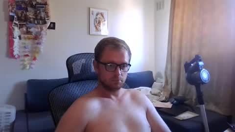 Snapshot of ginwood chatting on 11, 7, 2026 ginwood online show from 11, 7, 2026