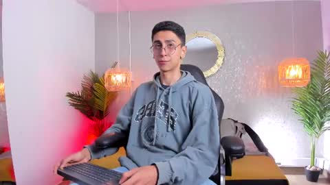 Snapshot of gio_carangi chatting on 23, 6, 2026 Gio Carangi online show from 23, 6, 2026