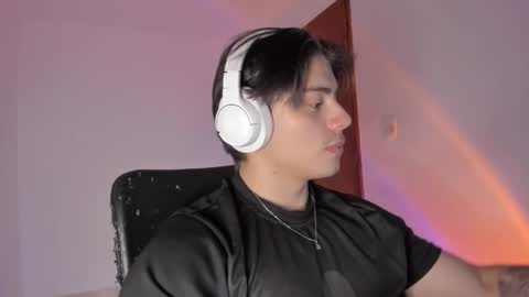 Snapshot of gio_russo chatting on 17, 3, 2026 GioRusso online show from 17, 3, 2026