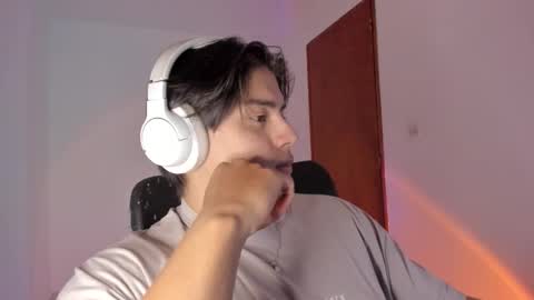 Snapshot of gio_russo chatting on 24, 3, 2026 GioRusso online show from 24, 3, 2026