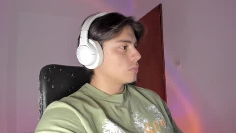 Snapshot of gio_russo chatting on 29, 3, 2026 GioRusso online show from 29, 3, 2026