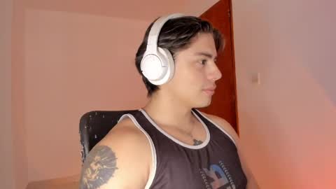 Snapshot of gio_russo chatting on 13, 4, 2026 GioRusso online show from 13, 4, 2026