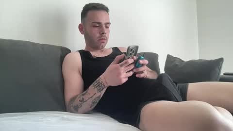 gionnylove online show from 23, 4, 2026