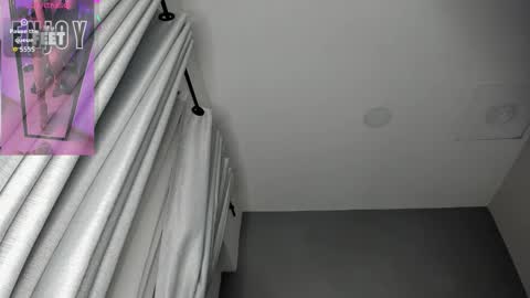 Giovanna  online show from 7, 10, 2025