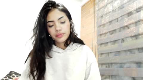 giovanna_oliveria online show from 18, 2, 2026