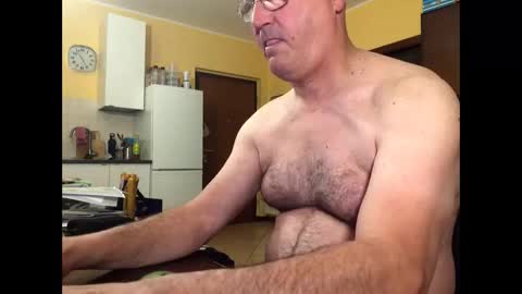 giovanni_1964 online show from 17, 5, 2026