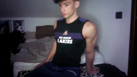 Snapshot of giovyyx chatting on 14, 2, 2025 giovyyx online show from 14, 2, 2025