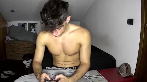 Snapshot of giovyyx chatting on 23, 9, 2025 giovyyx online show from 23, 9, 2025