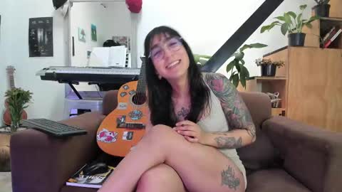 Snapshot of girasol1921 chatting on 17, 1, 2025 girasol1921 online show from 17, 1, 2025