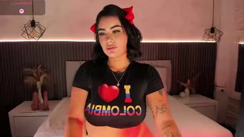 Snapshot of girl_gray chatting on 17, 6, 2026 GIRL GRAY online show from 17, 6, 2026