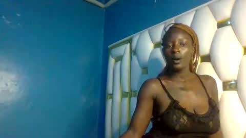 Snapshot of girl_shani chatting on 25, 6, 2026 girl_shani online show from 25, 6, 2026